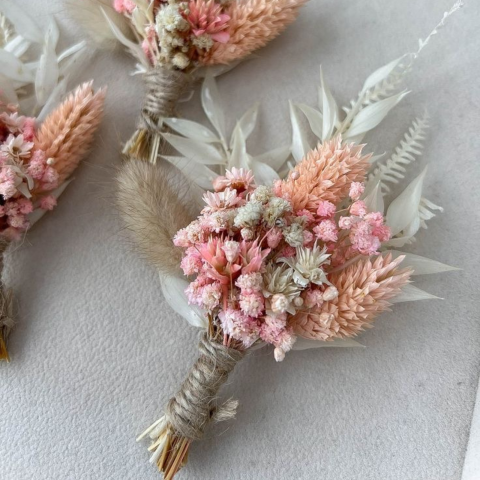 Mărturii Nuntă & Botez - Cocarde din flori naturale uscate