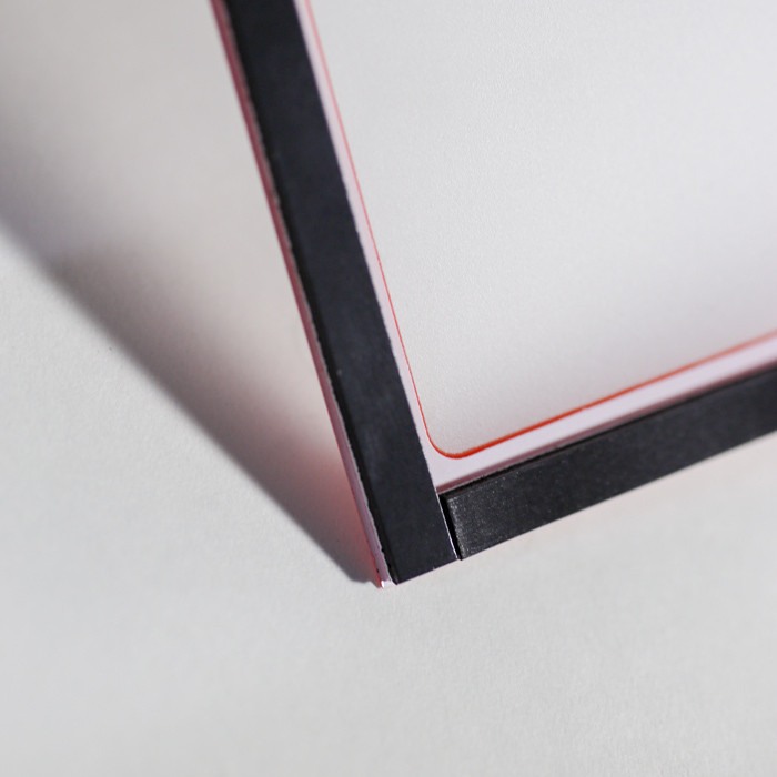 Buzunar magnetic A3 cu chenar roșu [3]