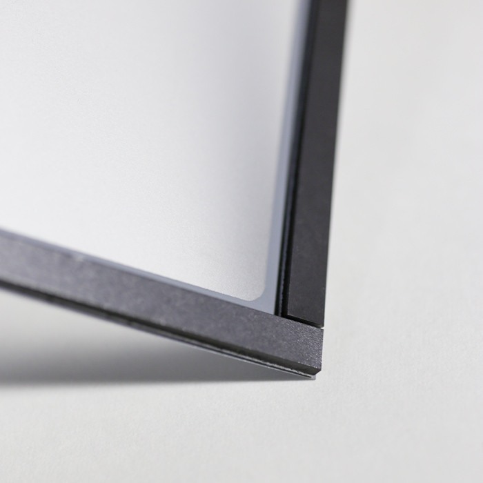 Buzunar magnetic A4 cu chenar gri [4]