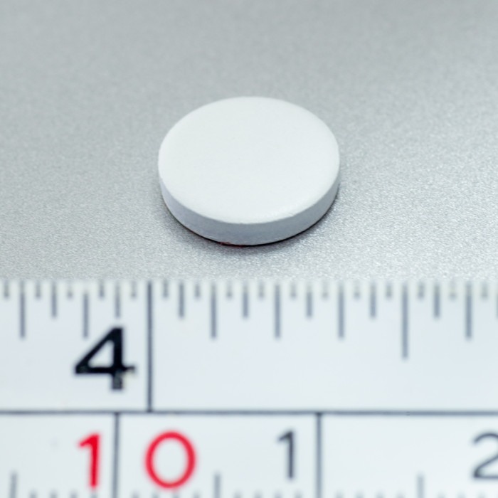 Contra piesă din oțel diam. 10 x 2 mm cu autoadeziv - albă [2]