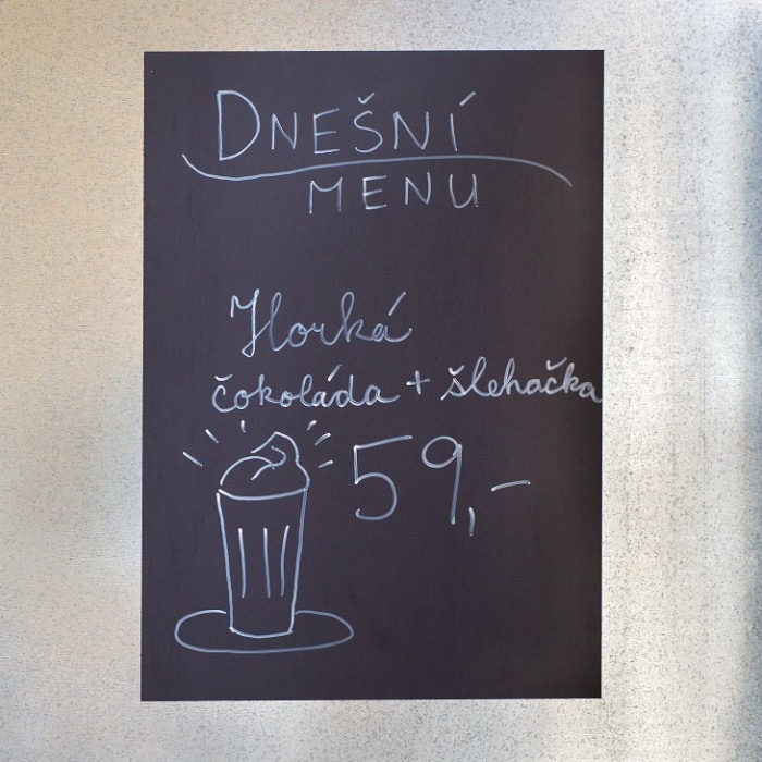 Folie magnetică A5 (210x148 mm)  1 mm - negru - fără tratament de suprafa [2]