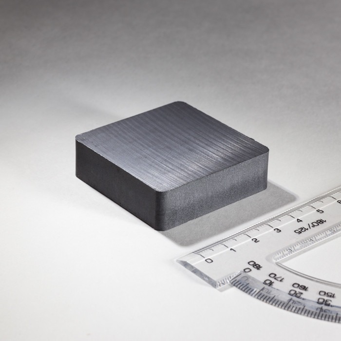 Magnet ferită bloc 50x50x15 [1]