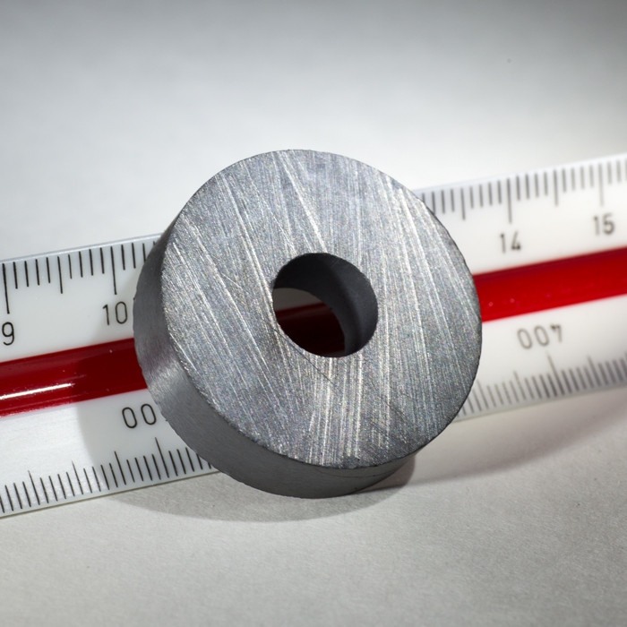 Magnet ferită inel diam.29x diam.9,5x8 [1]