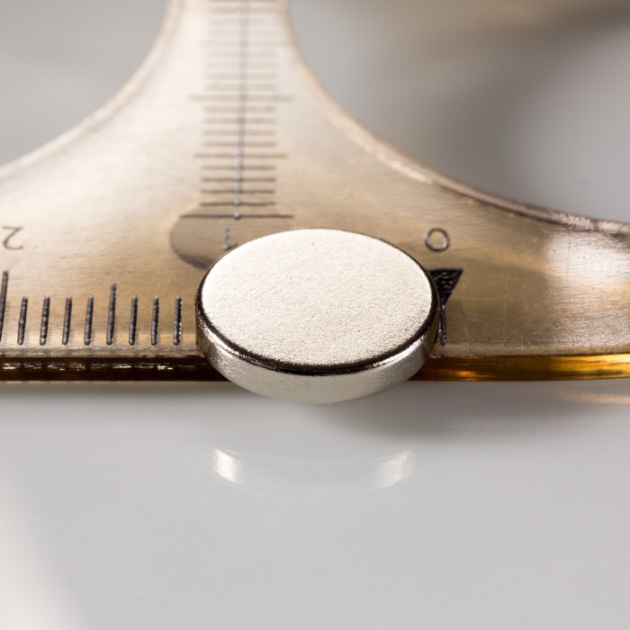 Magnet neodim cilindru cu diam.11x2 N 80 °C, VMM4-N35 [1]