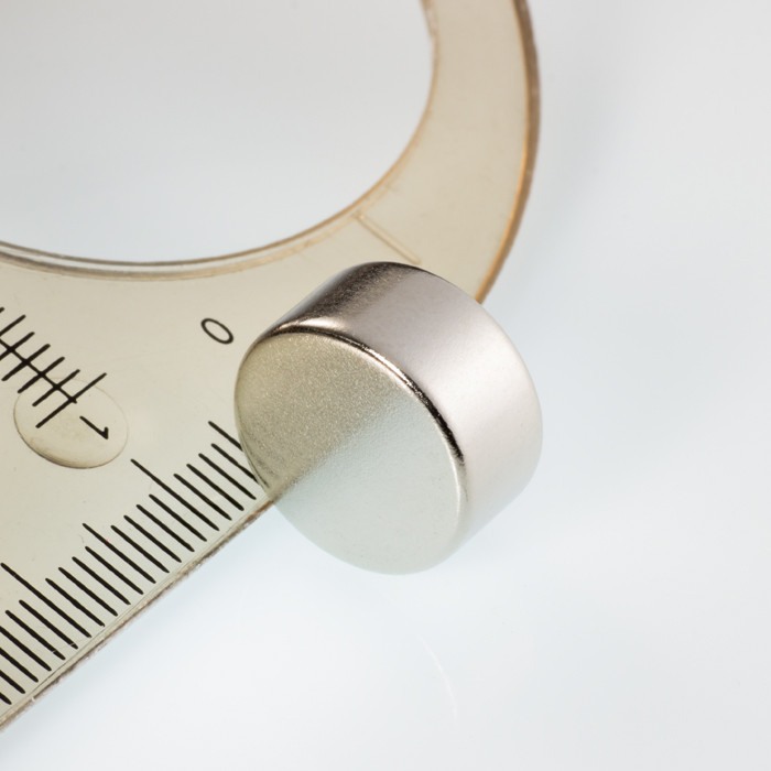 Magnet neodim cilindru cu diam.14x7 N 80 °C, VMM7-N42 [1]