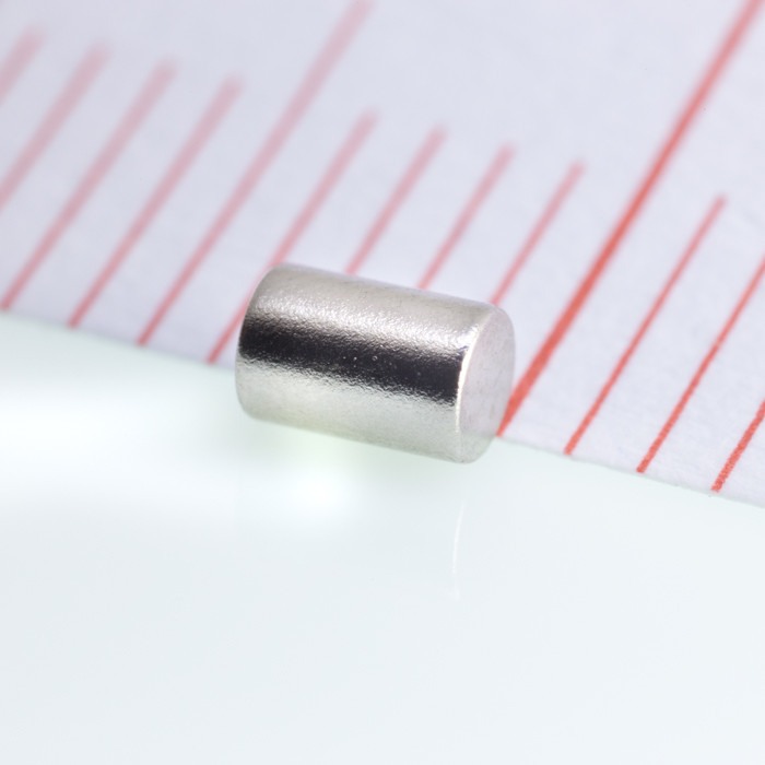 Magnet neodim cilindru cu diam.2x3 N 80 °C, VMM5-N38 [1]