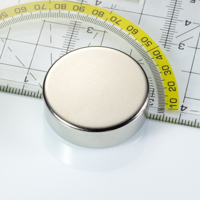 Magnet neodim cilindru cu diam.33x10 N 80 °C, VMM7-N42 [1]