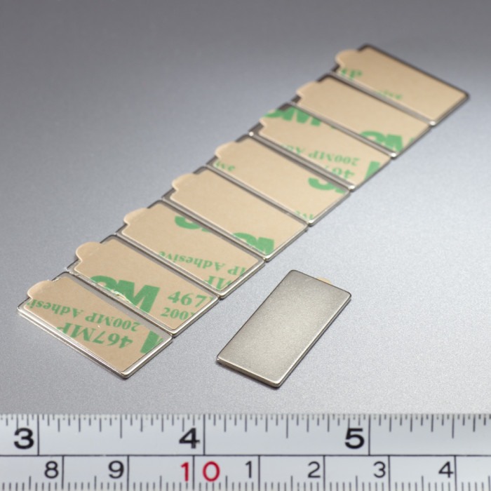 Magnet neodim cu autoadeziv 3M, 20x10x1 mm, grosime autocolantă 0,06 mm [3]