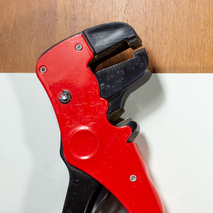 Magnet neodim cu autoadeziv 3M, 30x10x1 mm, grosime autocolantă 0,06 mm [4]