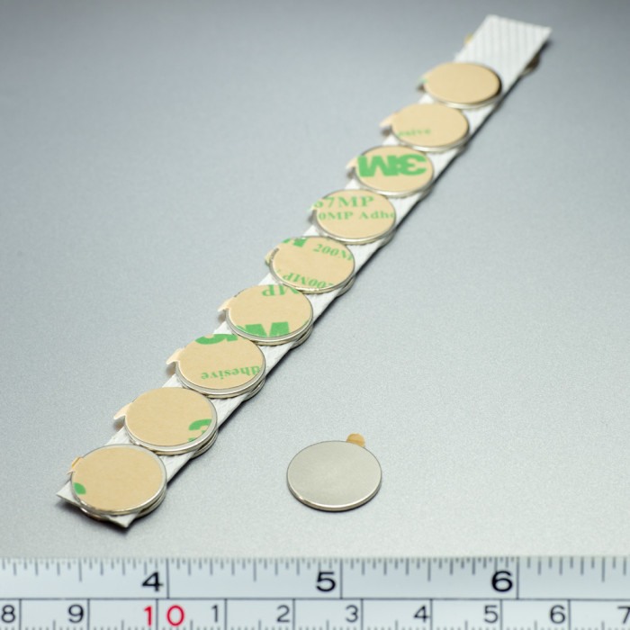 Magnet neodim cu autocolantă 3M, diam.15x1 mm, grosime autocolantă 0,06 mm [3]