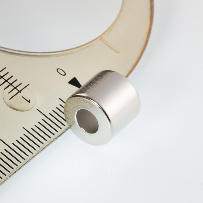 Magnet neodim inel cu diam.10x diam.4,5x9 N 80 °C, VMM4-N30 [1]