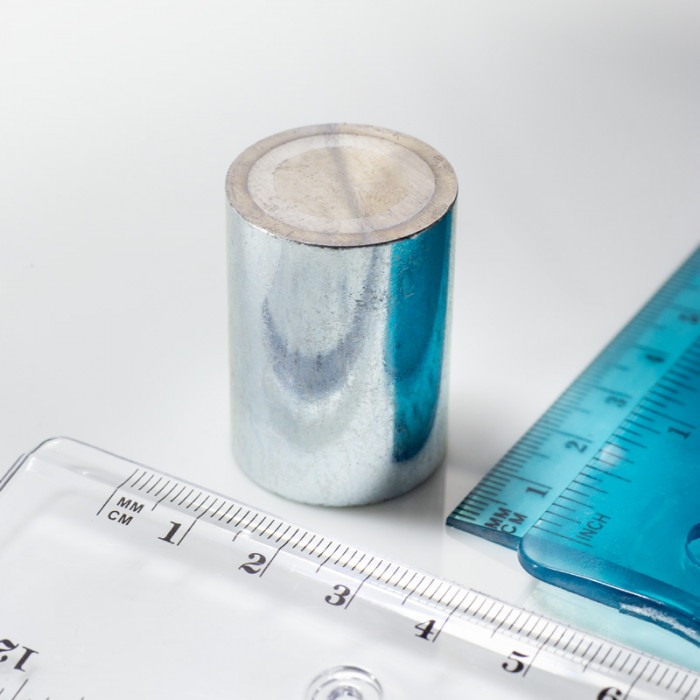 Magnet oală cilindru diam. 25 x înălțime 35 mm cu filet interior M6. lungime filet 9 mm [2]