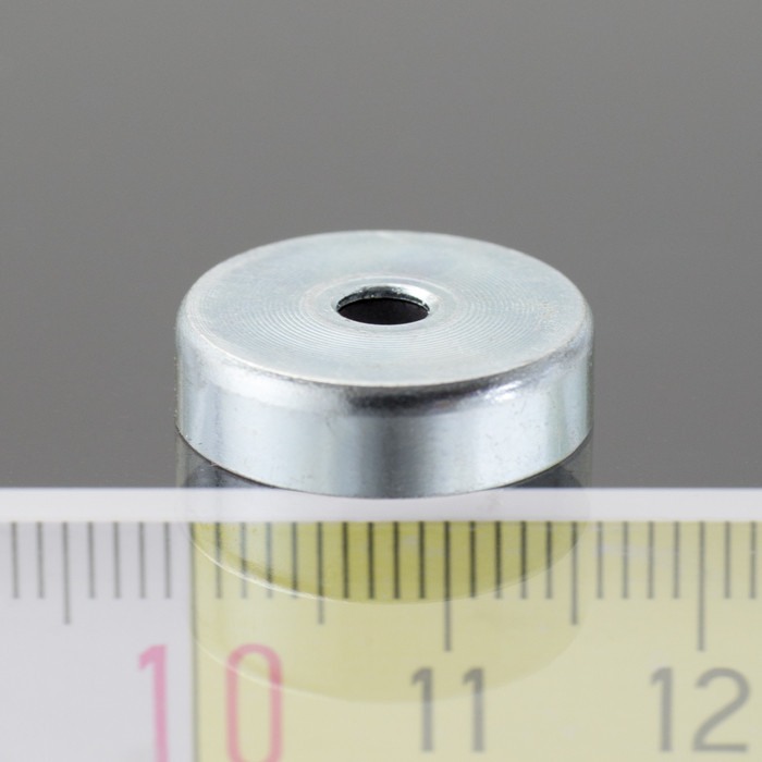 Magnet oală diam. 16, înălțime 4,5 mm, cu gaură pentru șurub cu cap înecat diam. 3,5 [1]