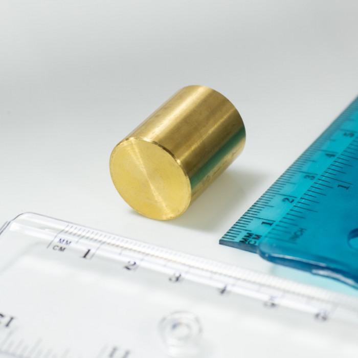 Oală magnetică din alamă cu toleranță h6 diam. 20 x înălțime 25 mm [2]