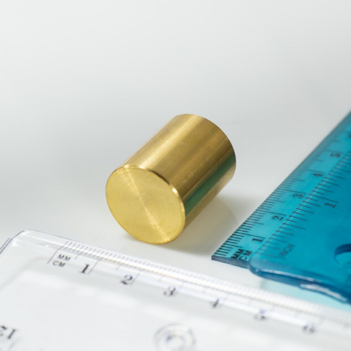 Oală magnetică din alamă cu toleranță h6 diam. 20 x înălțime 25 mm [2]