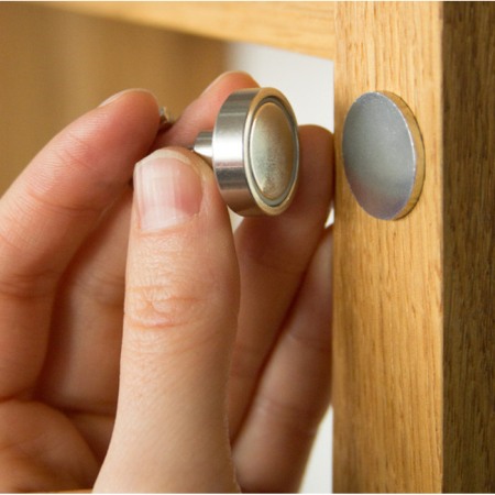 Contra piesă din oțel diam. 16 x 2 mm cu autoadeziv [3]