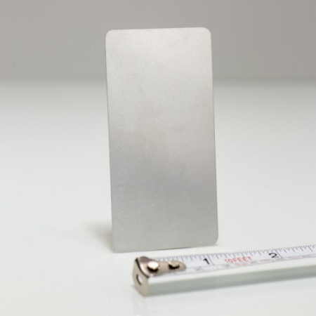 Alte produse cu magneți - Etichetă Al pentru ecuson magnetic