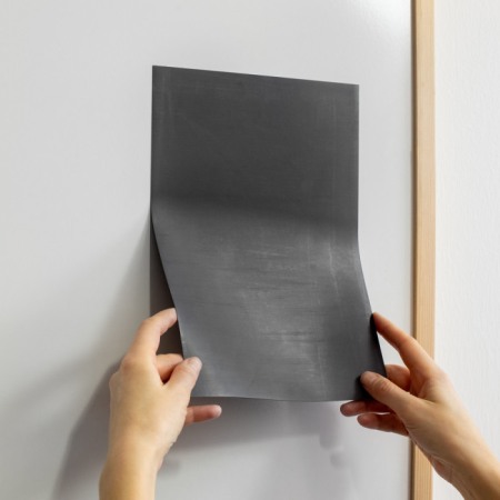 Folie magnetică A4 (297x210 mm)  2 mm - negru - fără tratament de suprafa [1]