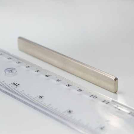 Magneți NdFeB bloc – perpendicular pe suprafață - Magnet neodim bloc 100x10x3 N 80 °C, VMM5-N38