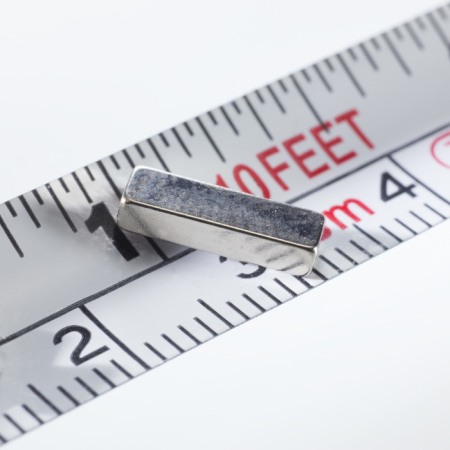 Magneți - Magnet neodim bloc 10x3x2 N 120 °C, VMM65H-N44H