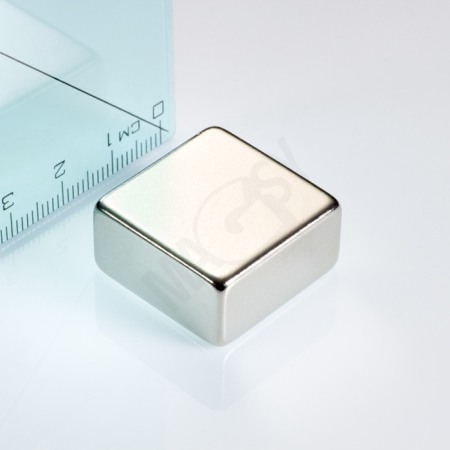 Magneți de neodim - Magnet neodim bloc 25x25x13 N 80 °C, VMM6-N40