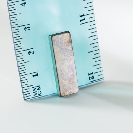 Magneți rezistenți la temperatură - Magnet neodim bloc 26x9x3 P 180 °C, VMM5UH-N35UH