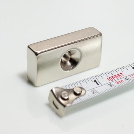 Magneți de neodim atipici - Magnet neodim bloc 40x20x10xR95 N 80 °C, VMM10-N50