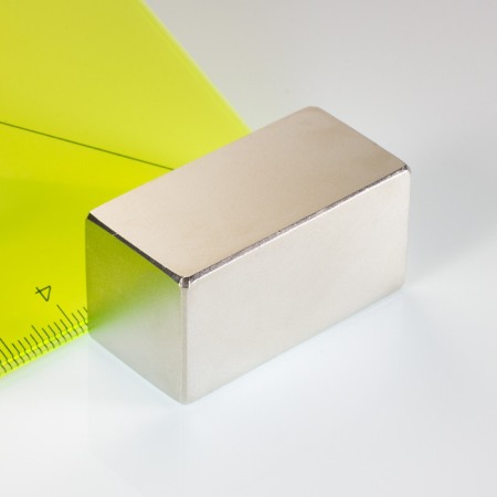 Magneți NdFeB bloc – perpendicular pe suprafață - Magnet neodim bloc 40x20x20 N 80 °C, VMM7-N42