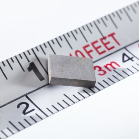 Magneți rezistenți la temperatură - Magnet neodim bloc 7x5,5x1,5 P 150 °C, VMM6SH-N40SH