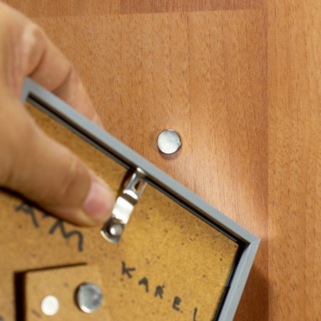 Magnet neodim cilindru cu autoadeziv cu diam.12x2 N 80 °C - set 2 buc, VMM4-N35 [2]