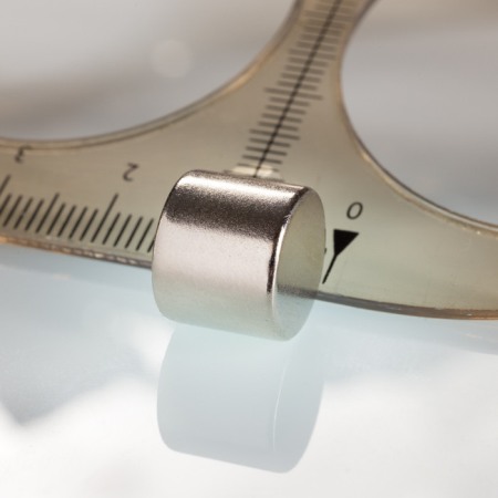 Magneți NdFeB cilindru - axial - Magnet neodim cilindru cu diam.12x10 N 80 °C, VMM4-N35