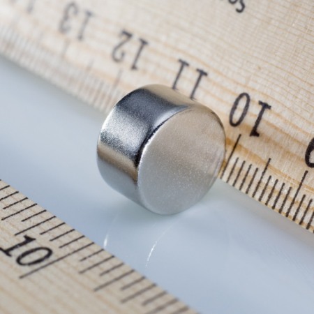 Magneți NdFeB cilindru - axial - Magnet neodim cilindru cu diam.12x7 N 80 °C, VMM7-N42