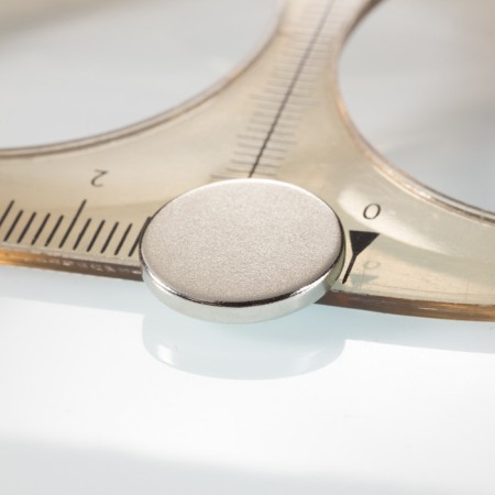 Magneți NdFeB cilindru - axial - Magnet neodim cilindru cu diam.14x2 N 80 °C, VMM5-N38