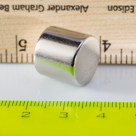 Magneți NdFeB cilindru - axial - Magnet neodim cilindru cu diam.15x14 N 80 °C, VMM7-N42