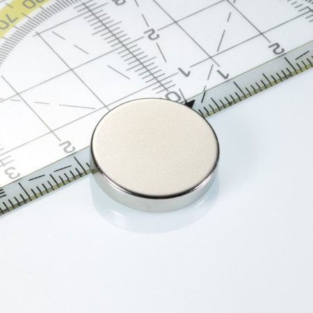 Magneți NdFeB cilindru - axial - Magnet neodim cilindru cu diam.20x4 N 80 °C, VMM10-N50