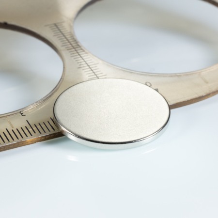 Magneți plați - Magnet neodim cilindru cu diam.25x2 N 80 °C, VMM4-N35