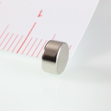 Magneți NdFeB cilindru - axial - Magnet neodim cilindru cu diam.6x3 N 80 °C, VMM4-N35