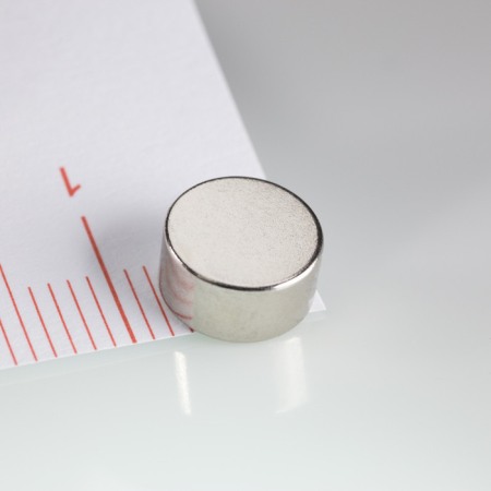 Magneți NdFeB cilindru - axial - Magnet neodim cilindru cu diam.8x4 N 80 °C, VMM5-N38