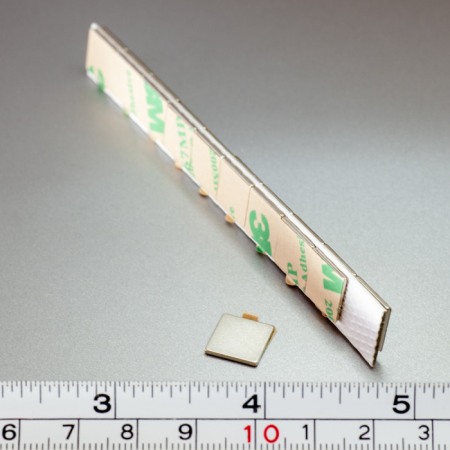 Magnet neodim cu autoadeziv 3M, 10x10x1 mm, grosime autocolantă 0,06 mm [2]