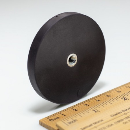 Magneți oală cauciucați - Magnet oală cauciucat diam. 66x8,5-M6-6H