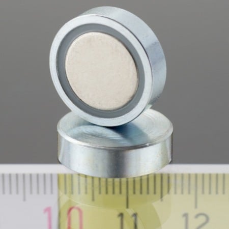 Magneți oală plați - Magnet oală diam. 16 x înălțime 4,5 mm, fără filet