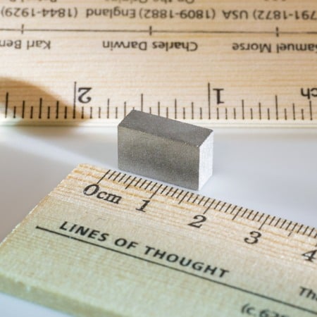 Magneți SmCo bloc - perpendicular pe suprafață - Magnet samariu bloc 16x6x9,5