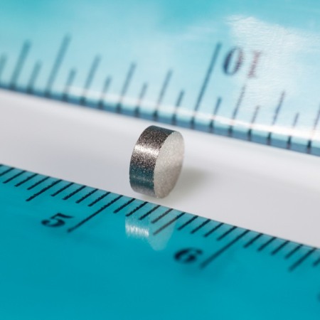 Magneți mici - Magnet samariu cilindru diam.5x2