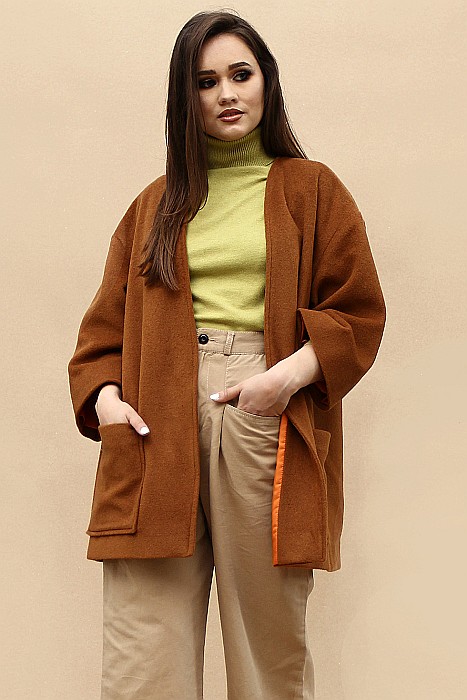 Jacheta lejera camel [3]