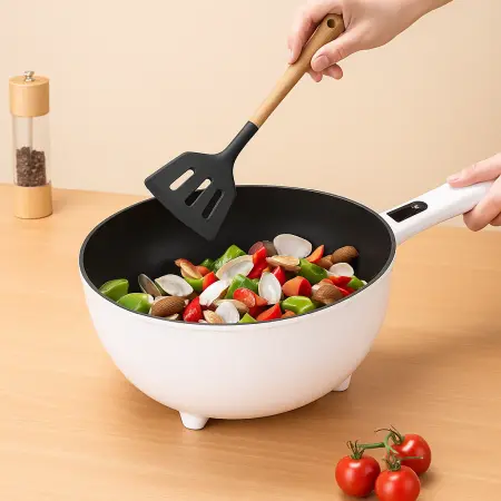 Tigaie electrică 26 cm, antiaderentă, cu capac din sticlă [1]