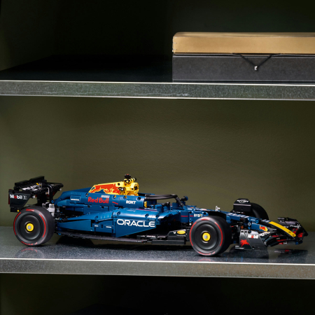 LEGO Technic – Mașina F1 Oracle Red Bull Racing RB20 [2]