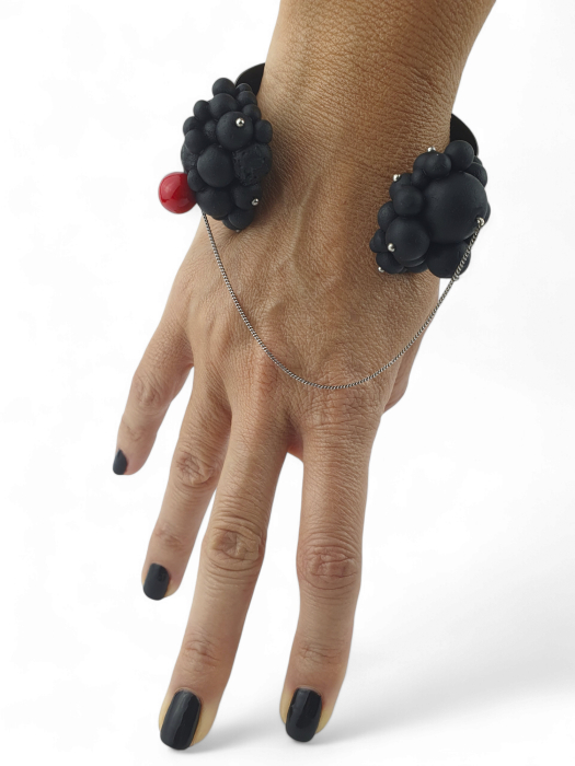 Bratara Magnetic black Cuff Spheres [5]