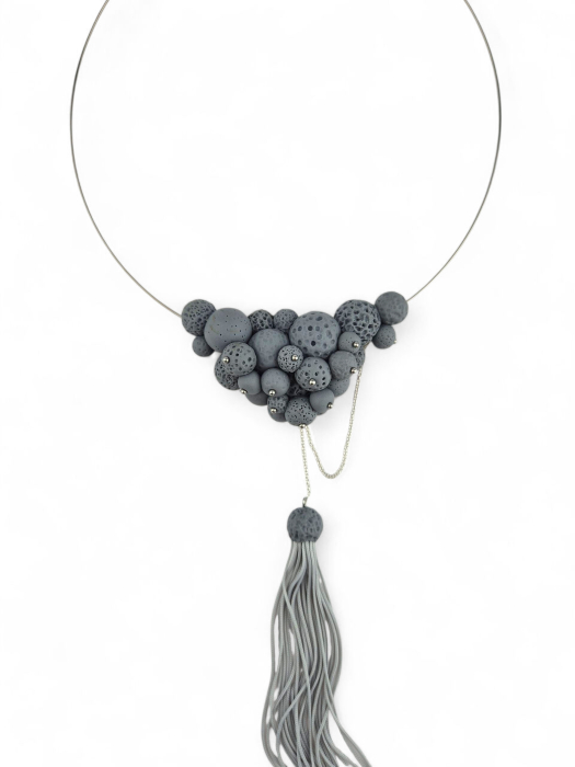 Colier Stormy Gray Spheres [6]