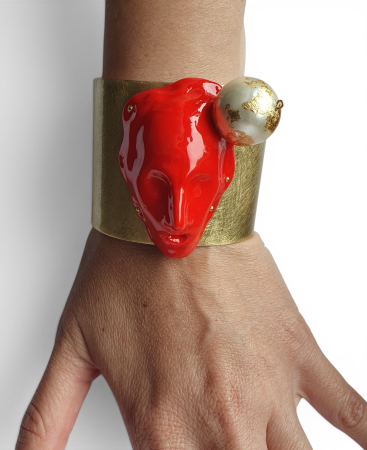 Brățară Red Portrait Cuff statement cu portret roșu [2]