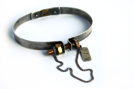 Brățări - Brățară Screw Bracelet statement cu element șurub